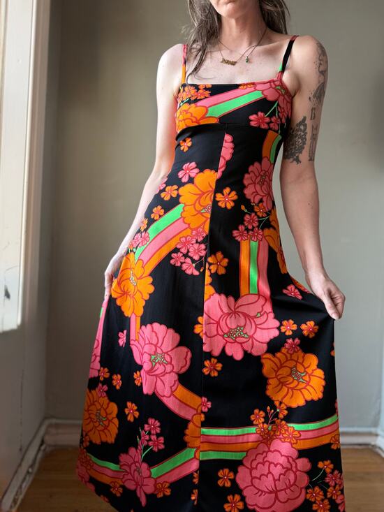 Vintage Dresses & Skirts - Vintage 60s Floral Maxi Dress | Mod Psychedelic Black Pink Orange Sundress | S